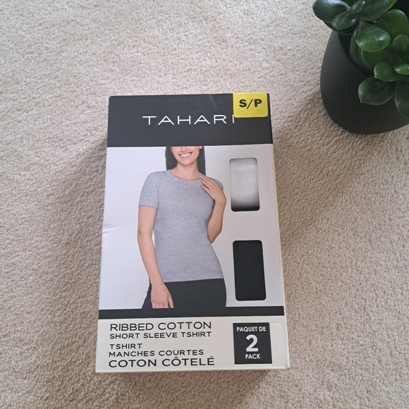 Tahari Ladies Ribbed Cotton T-shirt Women's Size Small Tee Black White 2 Pack - Picture 1 of 14